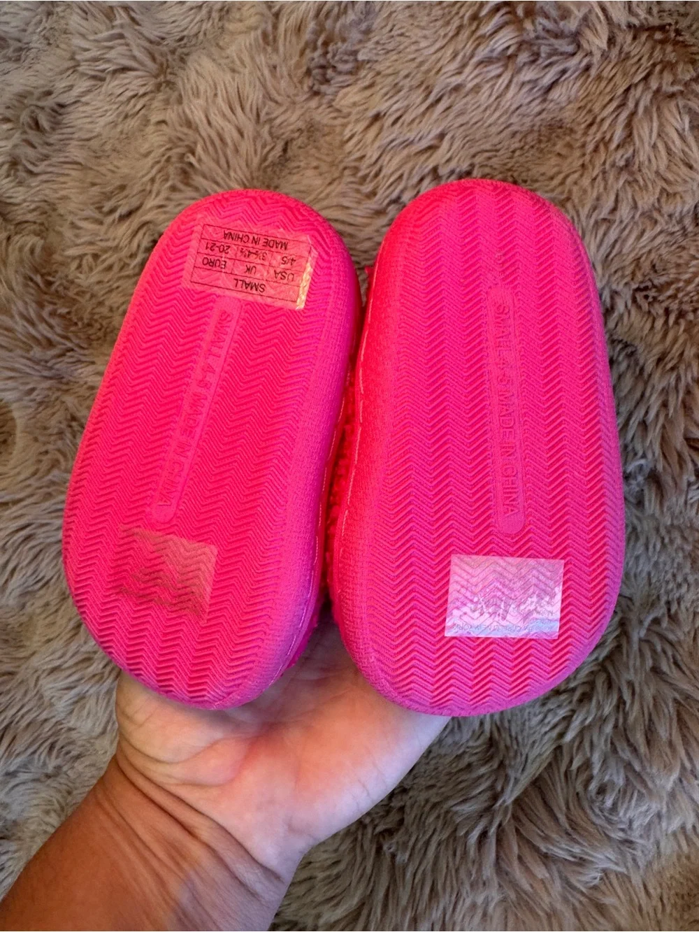 Capelli of New York Hot Pink Fuzzy Slippers with Smiley Daisy